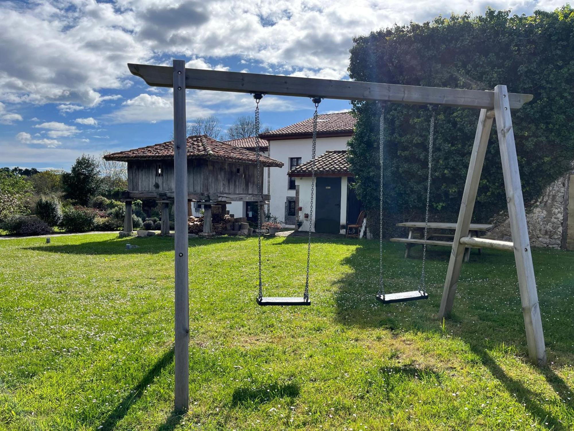 Pensjonat La Ribera De Pria Villanueva de Pria Zewnętrze zdjęcie